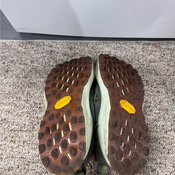 New Balance Men's Fresh Foam X Hierro V8 Gore-tex Trail Running Shoe - Picture 7 of 10